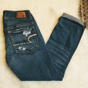 American eagle distressed jeans